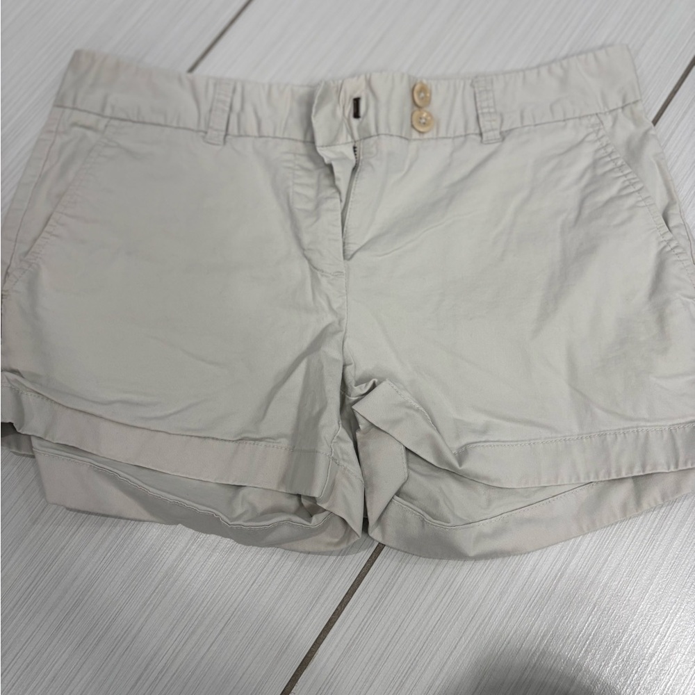 Vineyard Vines Women's Tan Cargo Shorts